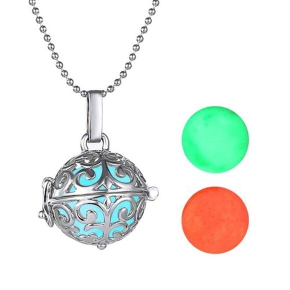 NEW, TOP DEALS, UNISEX, HOLLOW GLOW IN THE DARK PENDANT NECKLACE - Picture 1 of 5